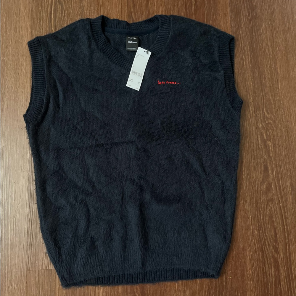 NWT Iets Frans Fluffy Oversized Sweater Vest